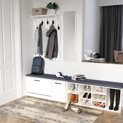 recibidor con perchero y espejo